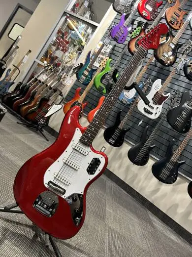 2012 FENDER BASS VI MIJ CANDY APPL RED 2